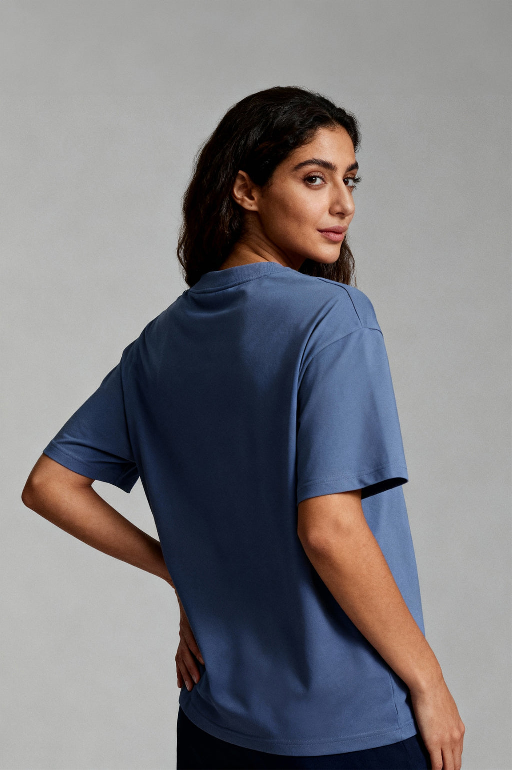 OVERSIZED FIT GRAY T-SHIRT