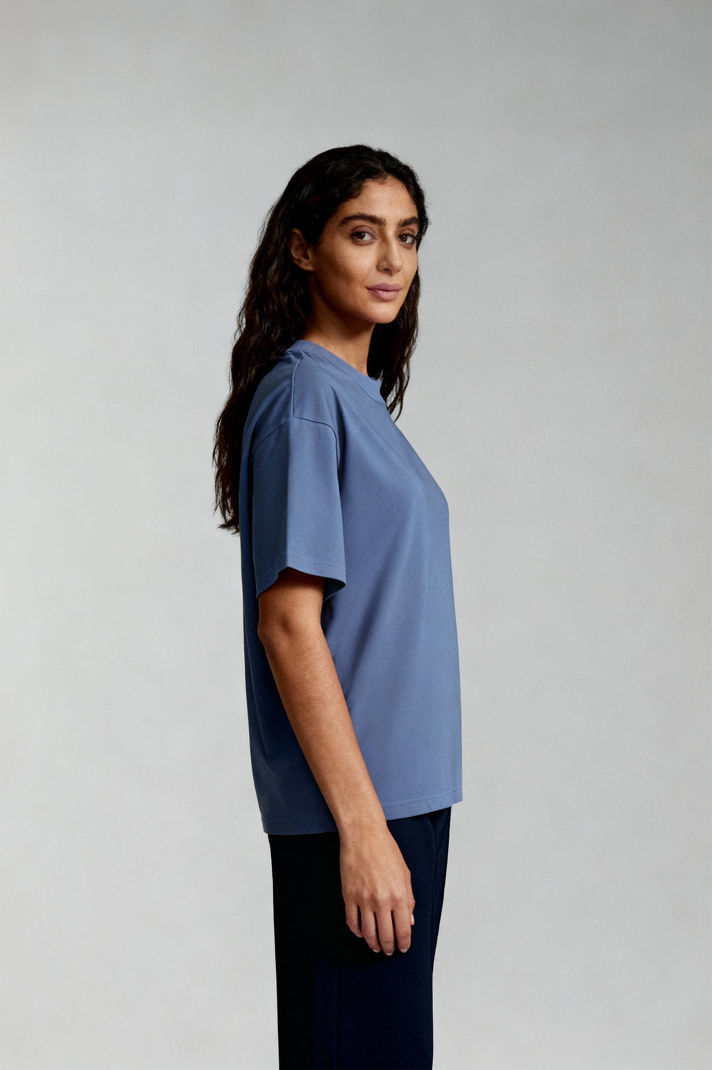 OVERSIZED FIT GRAY T-SHIRT