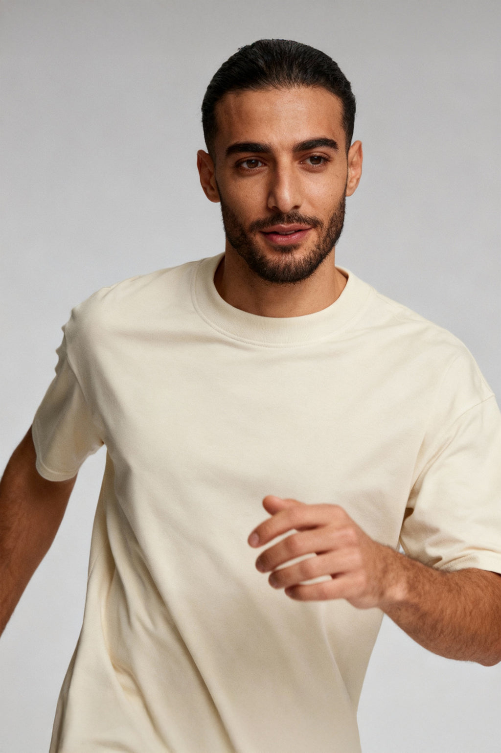 OVERSIZED FIT BEIGE T-SHIRT
